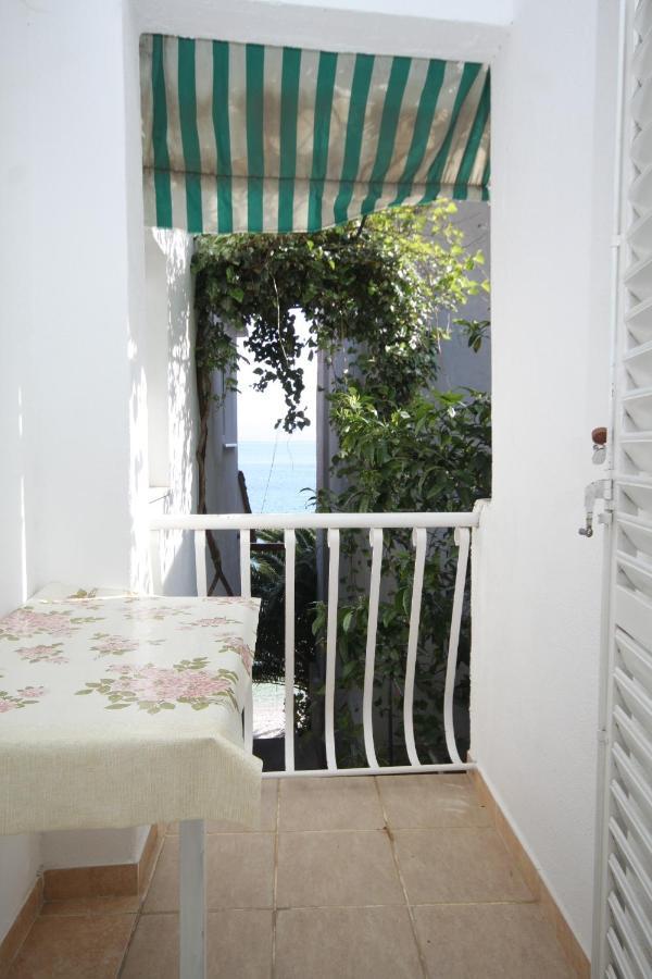 Seaside Secluded Apartments Cove Smokvina, Hvar - 4036 Bogomolje Esterno foto